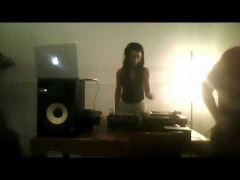 Bass Sessions #7 ::: Sun Jul 31 2011