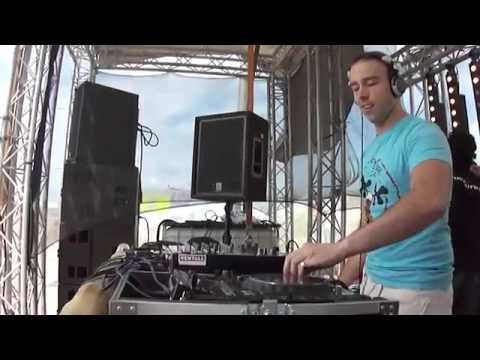 AEROFOIL LIVE DJ SET @ LUMINOSITY BEACH FESTIVAL 23 06 2012   BEACHCLUB RICHE   1 4360p H 264 AAC
