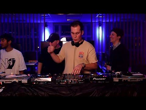 Under Above Live Guest Mix @ STORM HEADQUARTERS