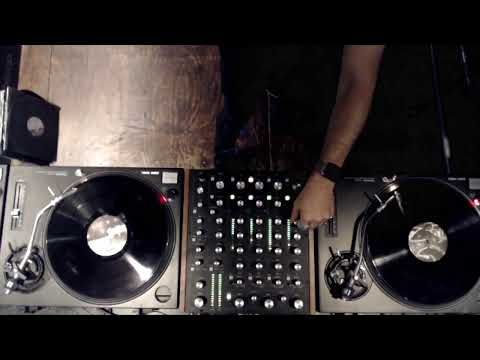 Black Codes Experiments w/ Cristian Varela x4 Turntable Special 22.08.19