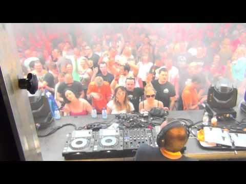 Andy Duguid @ Luminosity Beach Festival 06-07-2014