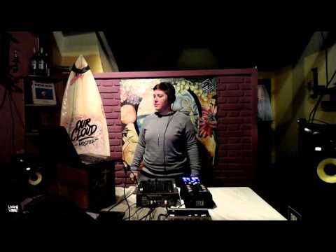 Mele Suarez @ Black Summer I