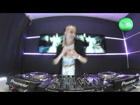 Live @ Radio Intense 12.11.2013 - Katya Tsaryova