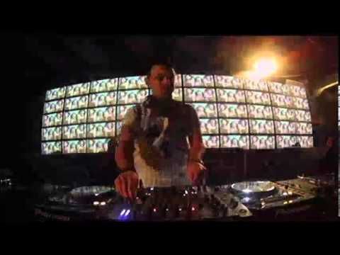John Livingston - WINTERFORMAT - borgo33.com