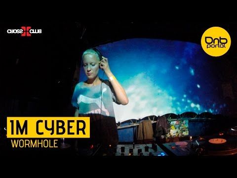 IM Cyber - Wormhole (Oldschool Vinyl mix) [DnBPortal.com]