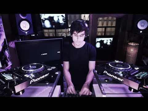 Julián Alvarez en el MODULO-102