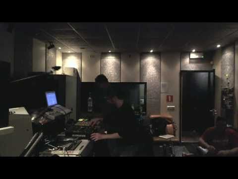 Qindek @ Shourai Sessions, Studio 80, Amsterdam (30-10-2013)