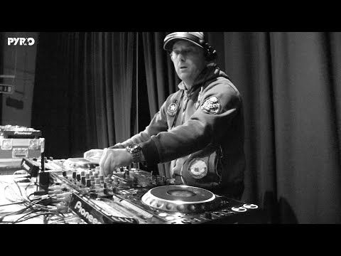 Drum & Bass Soundclash - Round 2 - DJ SLY & Navigator MC - PyroRadio