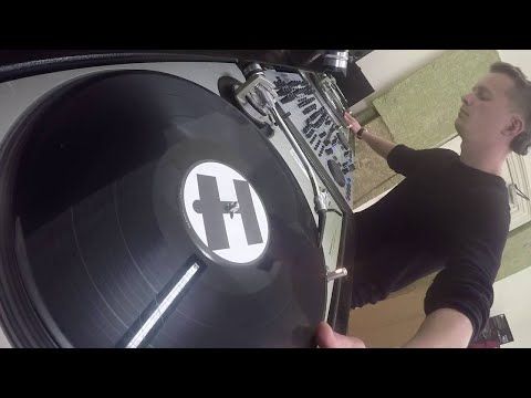 Krakota - Strange System Mix Series (Episode 3)