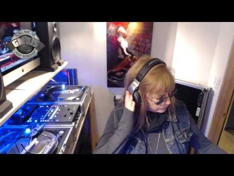 GMDJS Laura B