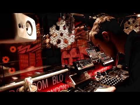 What's In The Bag? w/ Nick Catle  - 12.12.20