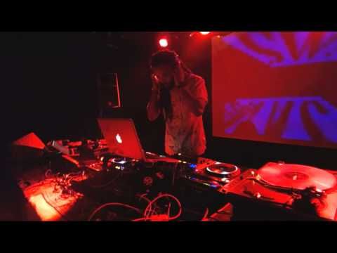 Konichiwa Crew (opening set) @ Shuttles, Kavka, Antwerpen (21-02-2014)
