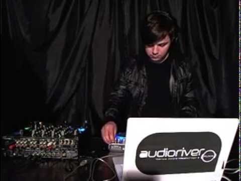 Matt S @ RTS.FM - 08.04.2011