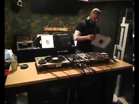 Gramaphone Sessions: Michael Serafini - RTS.FM.230111