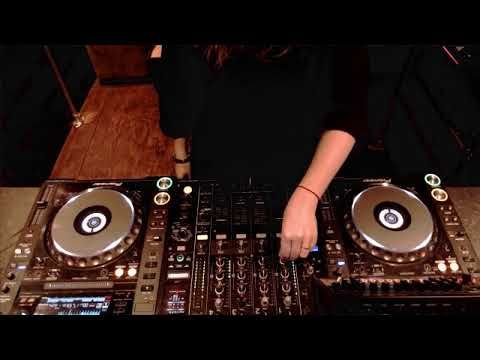 a2j  on air w/ GUZY and LORRAîNE 21.2.2020