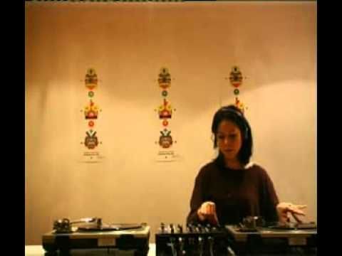 Barbara Klein @ RTS.FM Berlin Studio - 01.12.09 : DJ Set