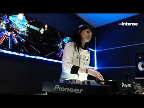 Francheska - Live @ Radio Intense 15.02.2016