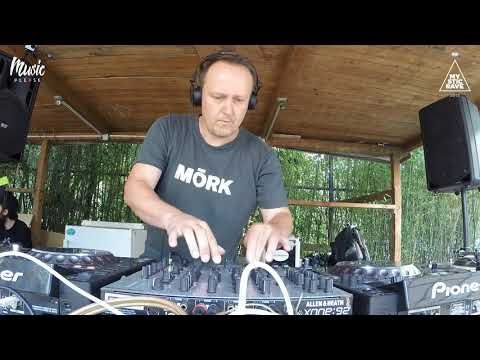Vik | Music Please