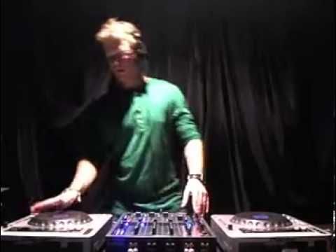 BrokenBeats Showcase: Tom Rave - RTS.FM.170911