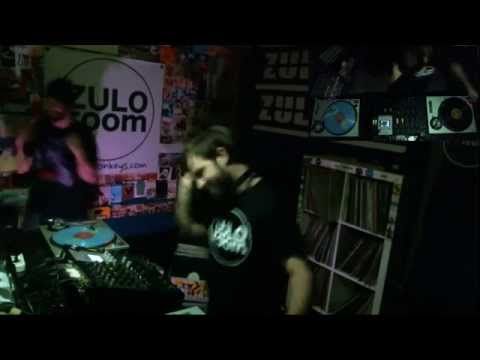 Monkeys and friends 18/12/2014 (Zulo Room)