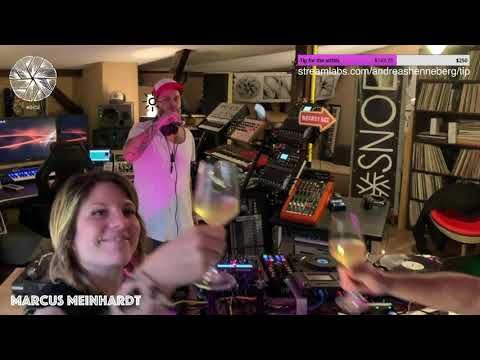 Marcus Meinhardt live from SNOE Headquarter in Berlin