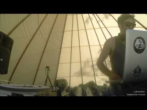 Robohan (Saturday: 1:30pm-3:00pm) - Andromeda Festival (2014)