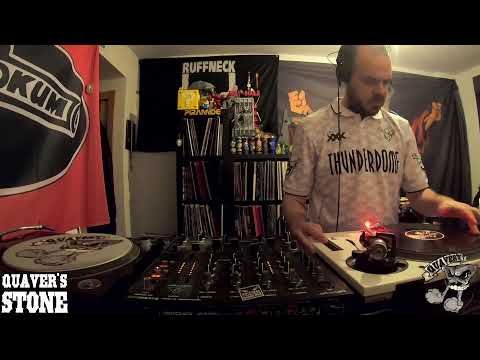 SAPeT DJ - Early Friday- Quaver's Stone