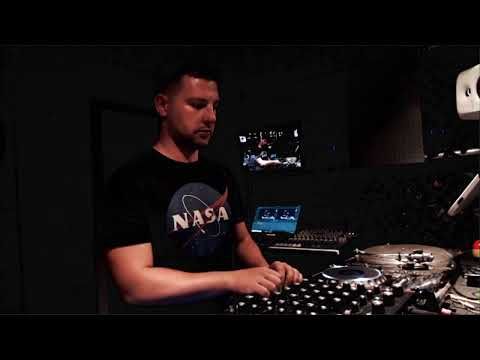 Revolver Radio w/ Dario Dea - 02.08.19