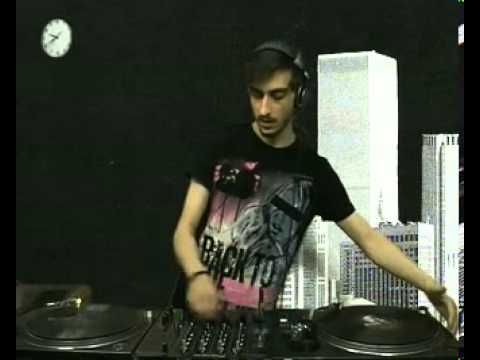 Electronica Showcase: Sasha Khizhnyakov @ RTS.FM - 17.02.2011