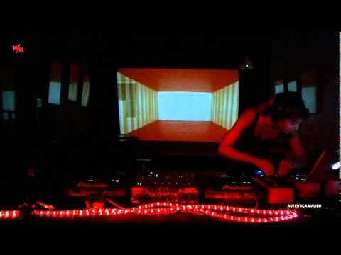 WM Live #95 Residents Feat. Autentica Malibu @ El Quetzal