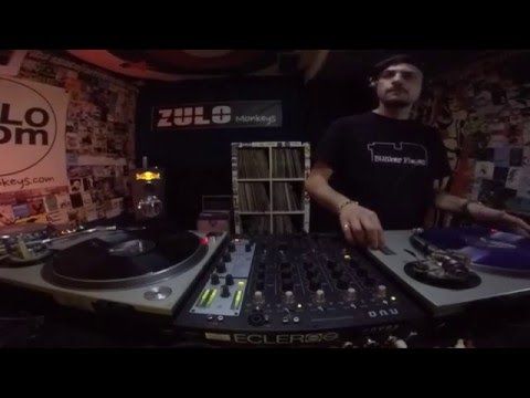 Apen Thunder (Zulo Room)