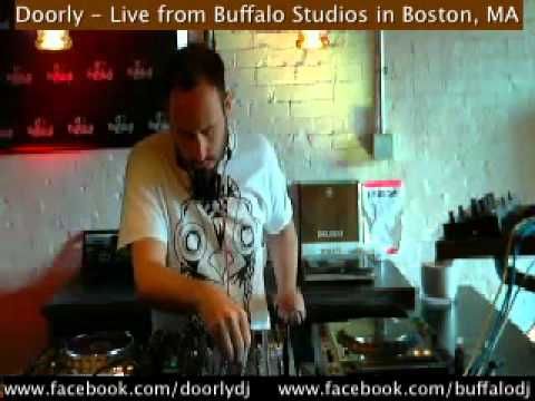 DOORLY -Live on www.idealclubworldradio.com 10.07.12