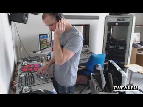 Henning Baer in TweakFM (Grounded Theory, Sonic Groove)