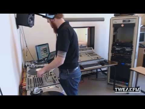 Rødhåd in TweakFM (Dystopian, Token)