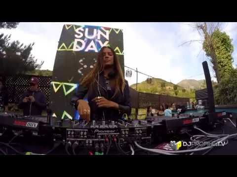 Chelina Manuhutu (Hol) @ SUN DAYS de Mainstage | Teatro Alicia | Santiago, Chile | 5 nov 2017