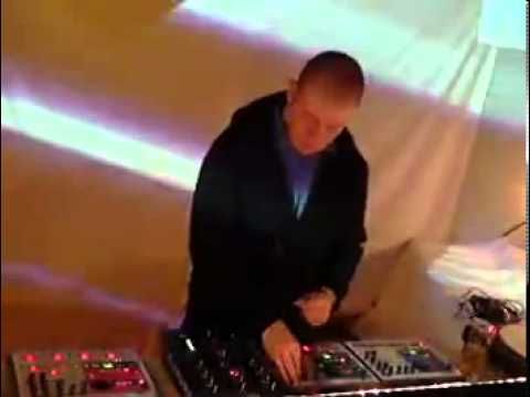 Plug and Lay showcase: Krisz Deak live, visuals by Thief - RTS.FM.310312