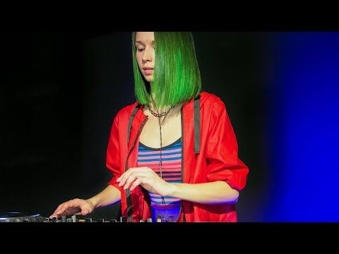 Miss Monique - Live @ Radio Intense 17.04.2019) // Progressive Music