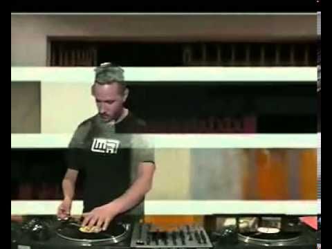 Oira (visuals by vj Alen') - RTS.FM.061011