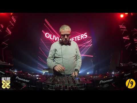 OLIVIER PIETERS ● 10 YEARS AGE OF LOVE/SLASH9.TV