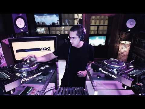 DJ Panic en el MODULO 102
