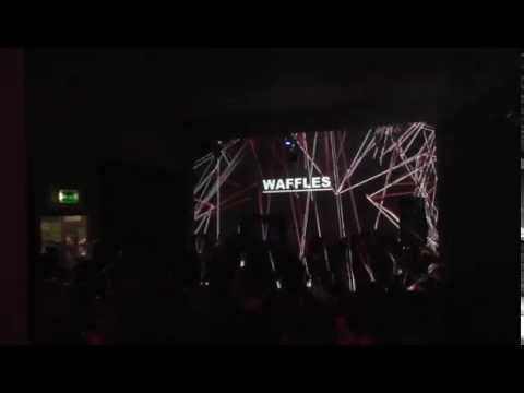 Waffles @ DDW Closing Party, LAB-1, Eindhoven (25-10-2014)