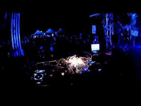 JULIEN SANDRE @ ARENILE RELOAD - Naples, 2013Jul26
