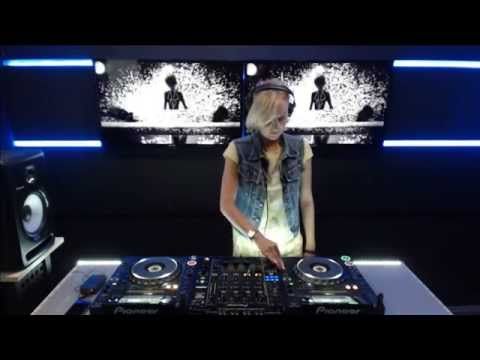 Katya Tsaryova - Live @ Radio Intense 06.05.2015