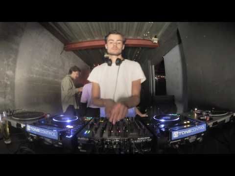 A Virus Among Us @ Shourai Sessions, RADION, Amsterdam (07-06-2017)