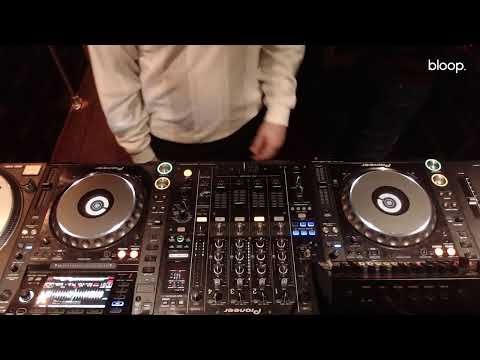 M.A.X Presents Sinals World w/ Danny Langan - 19.02.21