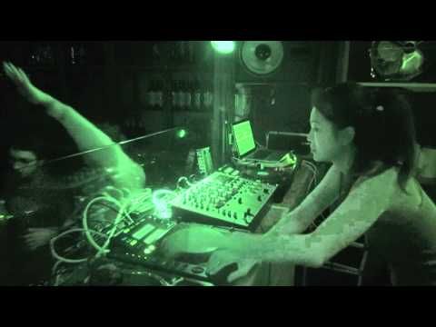 Videoset Eli Iwasa @ Moog Club (Barcelona/ES)