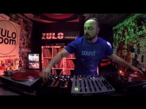 Iñaki Villasante (Zulo Room)