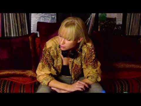 Livingroom Session with Ida Daugaard | Kasheme