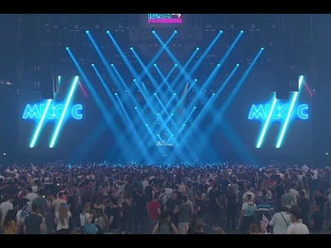Mico C sur la scène du Fun Radio Ibiza Experience 2019