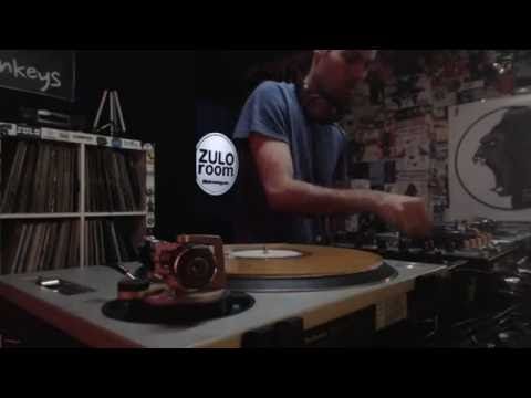 Alberto Pereira (Zulo Room)